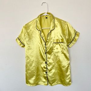 ❗️SOLD❗️DIDK Satin Button Up Pajama Set in Yellow Sz S